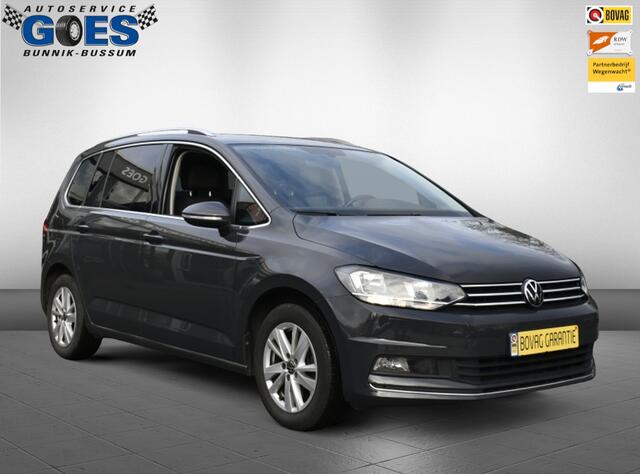 Volkswagen TOURAN 1.5 TSI Highline stoel verw+massage/carplay/7 zitter