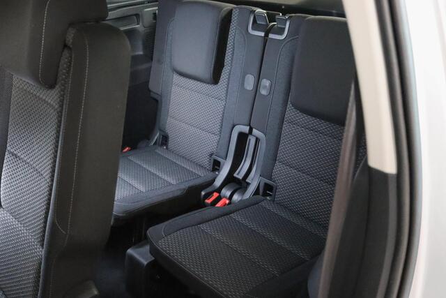 Volkswagen TOURAN 1.2 TSI Comfortline 7-Persoons Trekhaak, Bluetooth,