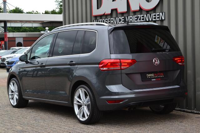 Volkswagen TOURAN 1.4 TSI DSG Highline LED/ACC/Trekhaak/Automaat