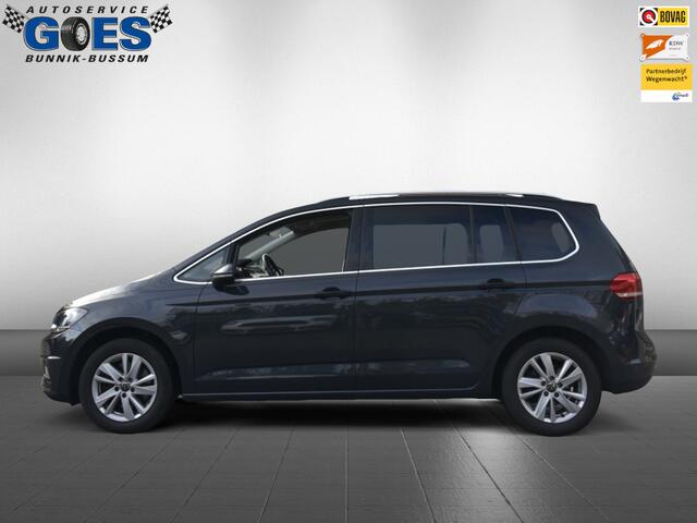 Volkswagen TOURAN 1.5 TSI Highline stoel verw+massage/carplay/7 zitter