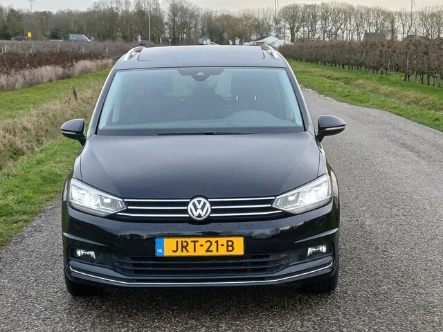 Volkswagen TOURAN 1.4 TSI Highline /Pano/Trekh./Navi/Carplay/Camera/Cruise/