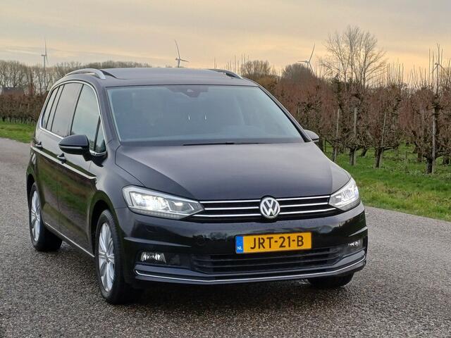 Volkswagen TOURAN 1.4 TSI Highline /Pano/Trekh./Navi/Carplay/Camera/Cruise/