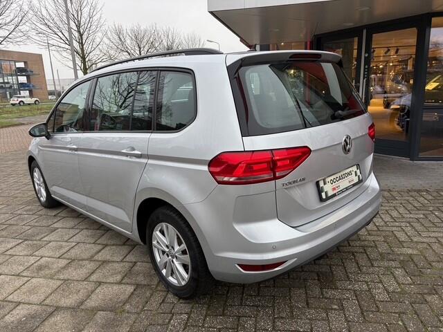 Volkswagen TOURAN 1.5 TSI Highline 7p | Navi \ Cruise | 97.129 km Dealeronderhouden