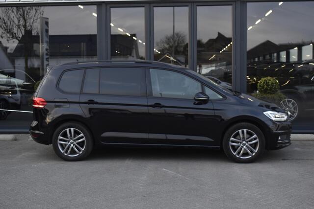 Volkswagen TOURAN 1.5 TSI Comfortline Business 7p