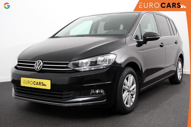Volkswagen TOURAN 1.5 TSI DSG Highline 7p | Navigatie | Apple Carplay/Android Auto | Parkeersensoren | Adaptive Cruise Control | Stoel-en stuurverwarming | Elektrische achterklep | Getinte ramen | Climatronic