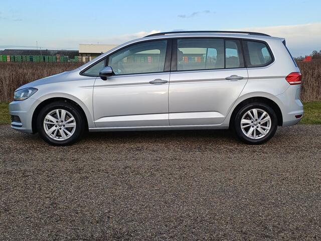Volkswagen TOURAN 1.5 TSI Comfortline 7-Pers. /Trekh./Airco/Parkh. v+a/