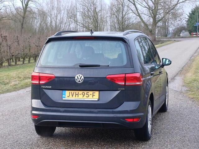 Volkswagen TOURAN TSI Comfortline 7-Pers. /Clima/Navi/Carplay/Cruise/