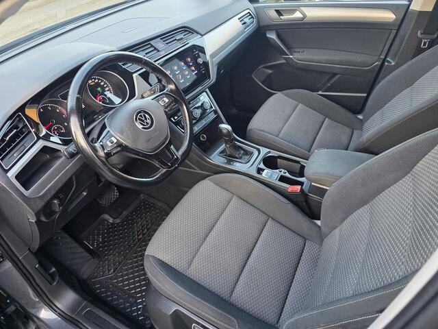 Volkswagen TOURAN 1.5 TSI Highline Business R-Line |7-persoons|CARPLAY|NAVI|