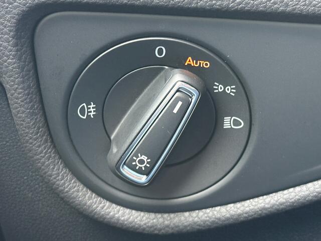 Volkswagen TOURAN 1.5 TSI 150pk Goal | 7-Persoons | Navi | Camera | Dode hoek | Elek. Achterklep | Rijklaar incl. garantie