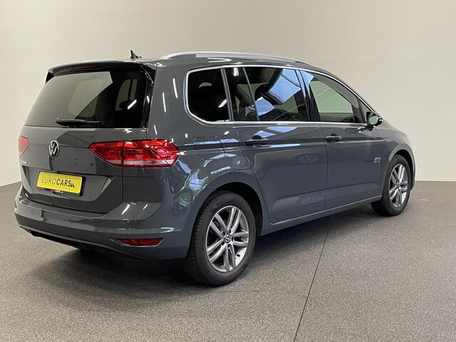Volkswagen TOURAN 1.5 TSI DSG Highline | Navigatie | Parkeersensoren | Cruise Control | Blind Spot Assist | Stoelverwarming | ErgoActive stoelen | Climate Control