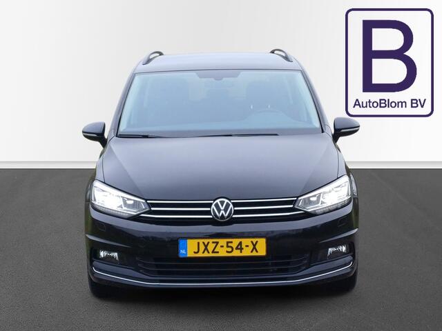 Volkswagen TOURAN 1.5 TSI Highline Business 7p / LED / Cruise / Navigatie