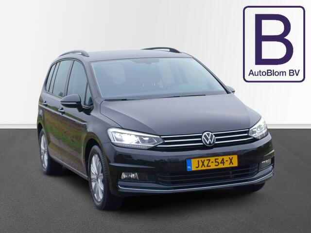 Volkswagen TOURAN 1.5 TSI Highline Business 7p / LED / Cruise / Navigatie