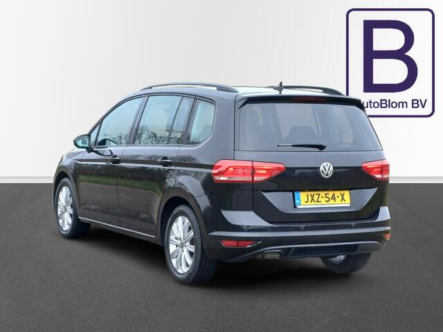 Volkswagen TOURAN 1.5 TSI Highline Business 7p / LED / Cruise / Navigatie
