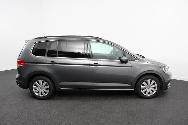 Volkswagen TOURAN 1.5 TSI 150pk DSG Comfortline 7p | Navigatie | Apple Carplay/Android Auto | Climate Control | Cruise Control Adaptive | Stoelverwarming | Parkeer sensoren
