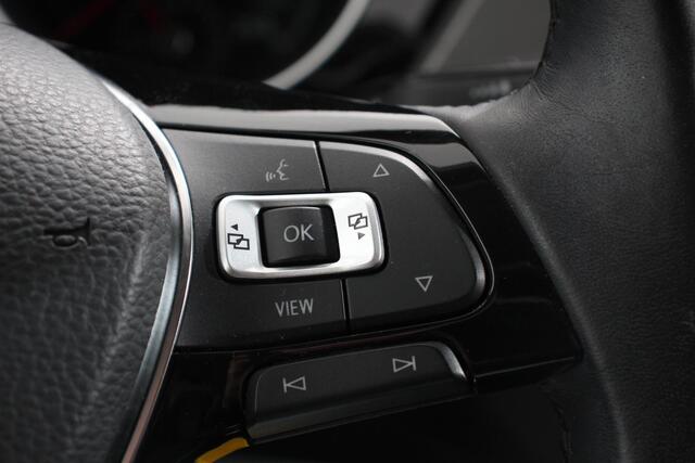 Volkswagen TOURAN 1.5 TSI 150pk DSG Comfortline 7p | Navigatie | Apple Carplay/Android Auto | Climate Control | Cruise Control Adaptive | Stoelverwarming | Parkeer sensoren