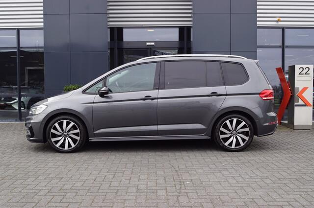 Volkswagen TOURAN 1.5 TSI DSG R-Line / 7 persoons/ Navi / Camera / LED/ PDC/App-Connect