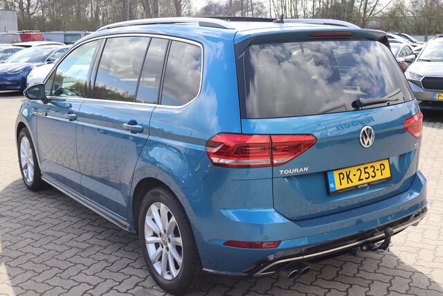 Volkswagen TOURAN 1.4 TSI Highline Business R Navigatie, Climate control, Panoramadak, Schuif- kanteldak, Apple Carplay, Stoelverwarming, Trekhaak