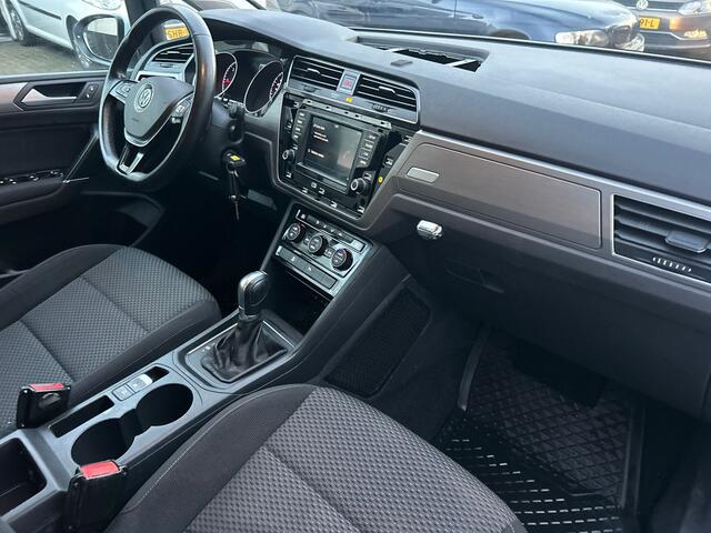 Volkswagen TOURAN 2.0 TDI SCR AUTOMAAT / DEALER ONDERHOUDEN