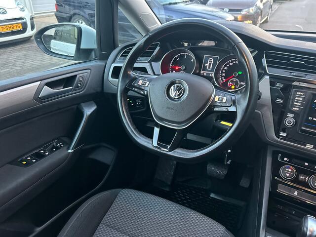 Volkswagen TOURAN 2.0 TDI SCR AUTOMAAT / DEALER ONDERHOUDEN