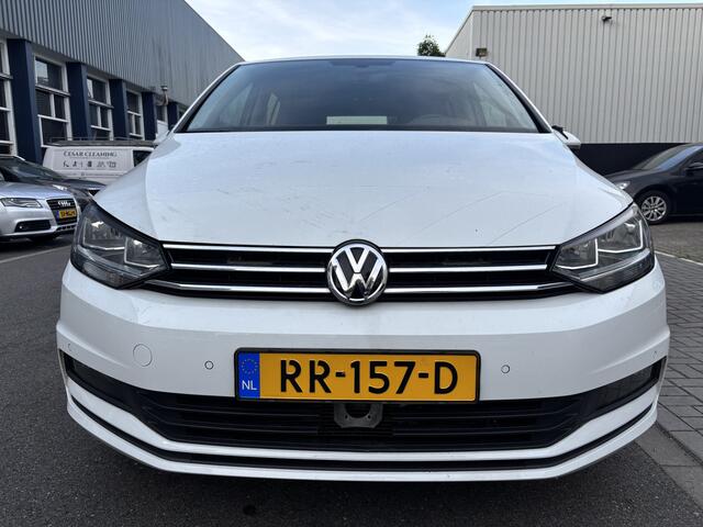 Volkswagen TOURAN 2.0 TDI SCR AUTOMAAT / DEALERONDERHOUDEN