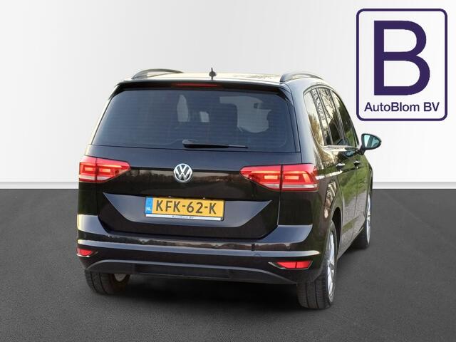 Volkswagen TOURAN 1.5 TSI Comfortline Business 7-Pers. /Led/Navi/Stoelverw./Mas. stoel/Navi/Goed onderhoud/