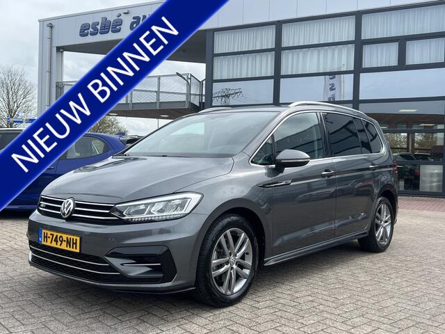Volkswagen TOURAN 2.0 TDI Automaat R-Line Highline Navigatie Camera Adaptieve Cruise Dab Led Carplay Sport Comfortstoelen Stoelverwarming Hoge zit NL Auto