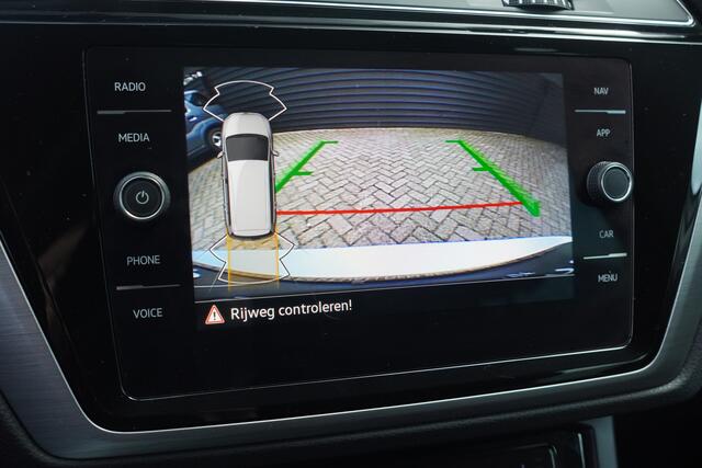 Volkswagen TOURAN 1.5 TSI Comfortline - VIRT. COCKPIT - 7 PERSOONS - CARPLAY - KEYLESS - FULL LED -