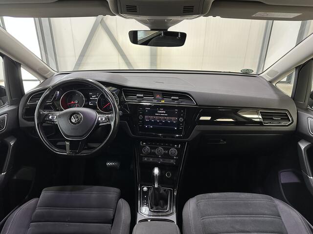 Volkswagen TOURAN 1.4 TSI Highline 7p 150 pk DSG | LED | Navi | Trekhaak |