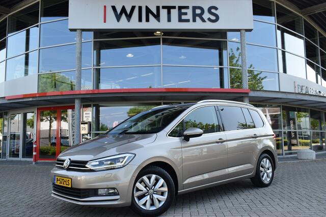 Volkswagen TOURAN 1.2 TSI Highline 7p | 7-Zits | Kantel/ Schuifdak | Stoelverwarming | Navigatie | Adaptieve Cruise Control |