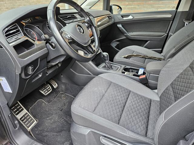 Volkswagen TOURAN 1.4 TSI Highline R-line 7p