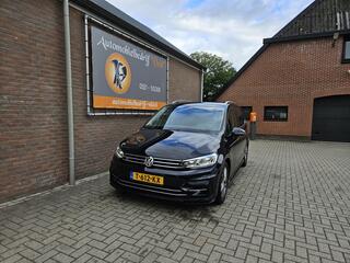 volkswagen-touran-1.4-tsi-highline-