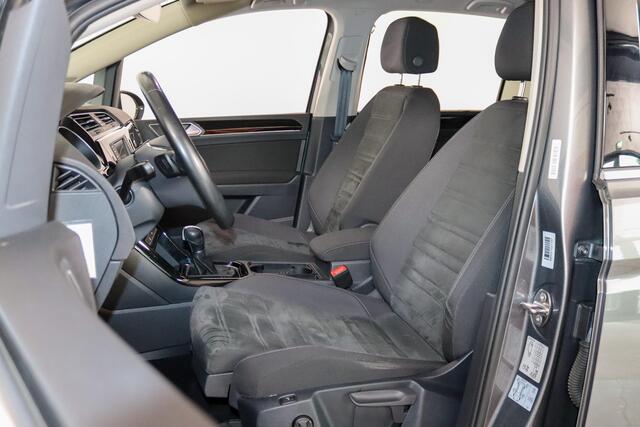 Volkswagen TOURAN 1.4 TSI Highline 7-Persoons, Trekhaak, ACC, Stoelverwarming, Navigatie