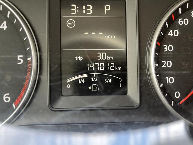 Volkswagen TRANSPORTER Kombi 8-persoons 2.0 TDI L1H1 BTW en BPM vrij Airco Cruise control Trekhaak PDC 1e eigenaar Euro 5 Personenbus Kombi Combi Tourer Groepsvervoer