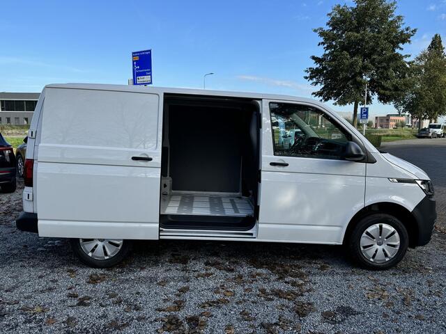 Volkswagen TRANSPORTER TDI 110pk L1H1 Comfortline (Camera,Carplay,4j gar)