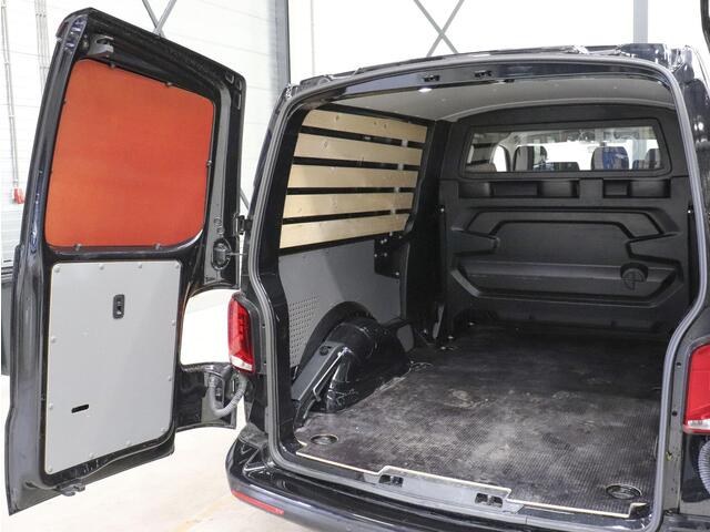 Volkswagen TRANSPORTER 2.0 TDI L2H1 Highline Automaat Dubbele Cabine Airco Navi Parkeersensoren Camera