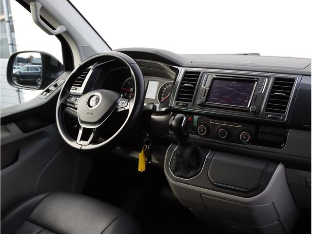 Volkswagen TRANSPORTER 2.0 TDI L2H1 204PK DSG DC Highline | Airco | ACC | LED | Leder | Stoelverwarming | Trekhaak |