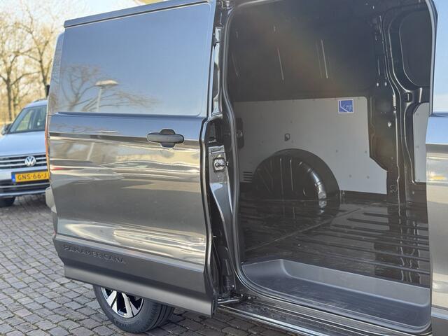 Volkswagen TRANSPORTER 2.0 TDI L2H1 30 4MOTION PanAmericana BPM vrij | Trekhaak | Camera | Keyless