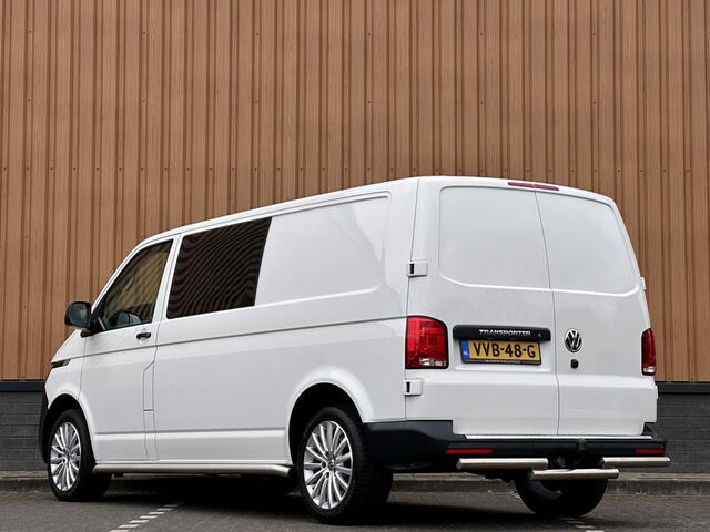 Volkswagen TRANSPORTER 2.0 TDI L2H1 30 DC Highline | Marge | BPM Vrij !! | Apple Carplay | Dubbel Cabine | Achteruitrijcamera | DAB | Bluetooth | Airconditioning | Navigatie |