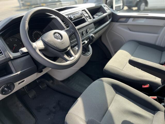 Volkswagen TRANSPORTER Kombi 9-persoons 2.0 TDI L1H1 Incl. BTW Airco EURO 6 Combi Personenbus Passenger Groepsvervoer Taxi