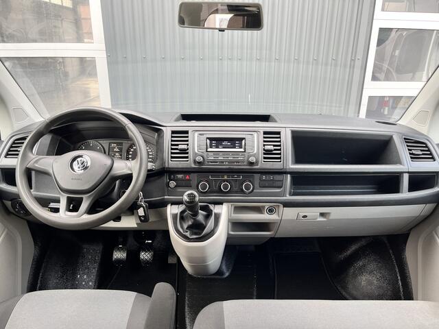 Volkswagen TRANSPORTER 2.0 TDI L2H1 DC 4Motion 4x4 Euro 6 Pick-up Dubbele cabine open laadbak met Airco trekhaak 2500 kg 6-Persoons Telefoonverbinding 1e eigenaar Dealer onderhouden