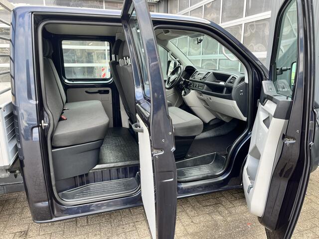 Volkswagen TRANSPORTER 2.0 TDI L2H1 DC 4Motion 4x4 Euro 6 Pick-up Dubbele cabine open laadbak met Airco trekhaak 2500 kg 6-Persoons Telefoonverbinding 1e eigenaar Dealer onderhouden