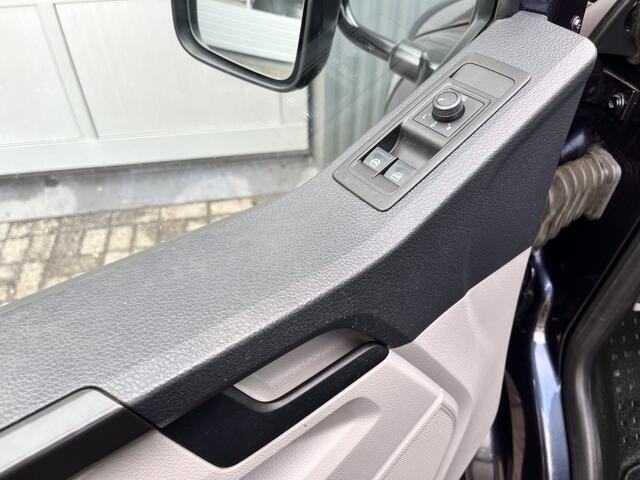 Volkswagen TRANSPORTER 2.0 TDI L2H1 DC 4Motion 4x4 Euro 6 Pick-up Dubbele cabine open laadbak met Airco trekhaak 2500 kg 6-Persoons Telefoonverbinding 1e eigenaar Dealer onderhouden