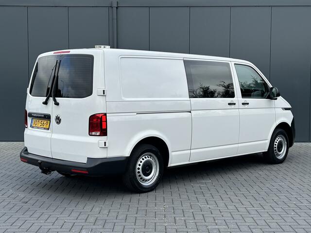 Volkswagen TRANSPORTER 2.0 TDI 150 PK AUTOMAAT 6.1 / L2H1 / DUBBEL CABINE / AIRCO / CRUISE / NAVI / TREKHAAK
