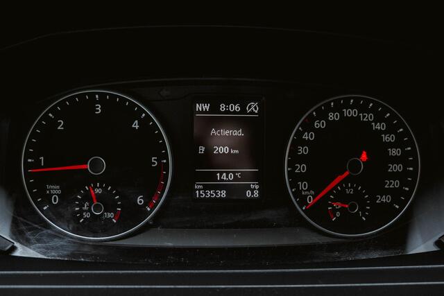 Volkswagen TRANSPORTER 2.0 TDI L2H1 DSG 150 PK