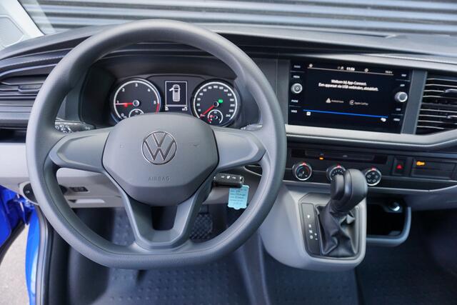 Volkswagen TRANSPORTER 32 | L2H1 | 150 PK AUT | Cruise | Camera | Navi | BPM Vrij!