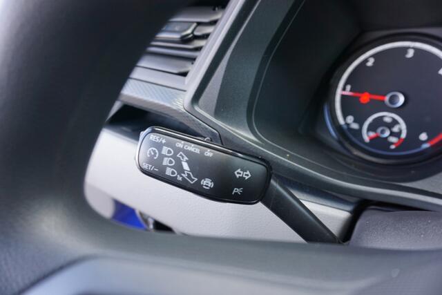 Volkswagen TRANSPORTER 32 | L2H1 | 150 PK AUT | Cruise | Camera | Navi | BPM Vrij!