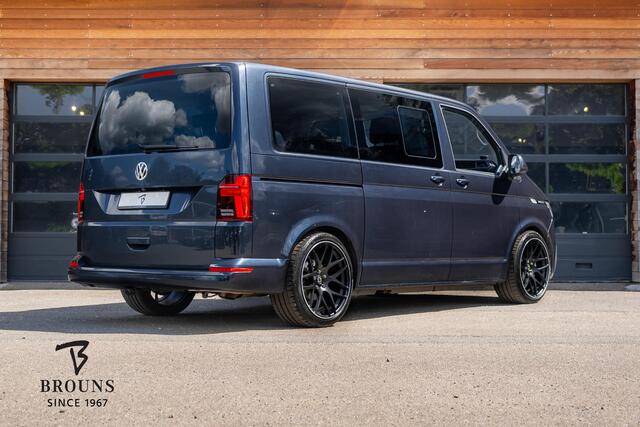 Volkswagen TRANSPORTER Multivan 2.0 TDI L1H1 4Motion Highline 'Bulli' Edition.