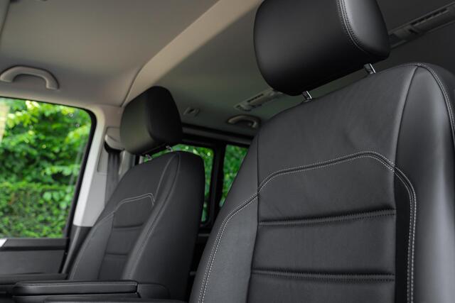 Volkswagen TRANSPORTER Multivan 2.0 TDI L1H1 4Motion Highline 'Bulli' Edition.