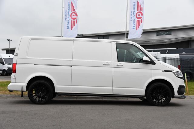 Volkswagen TRANSPORTER 2.0 TDI L2H1 30 Bulli Edition Adaptieve Cruise, Camera, Carplay, LED, Automaat, Stoelverwarming, Multimedia, 150PK, Uniek!