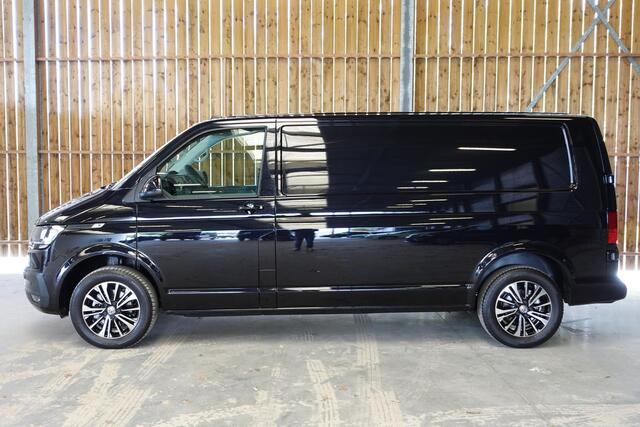 Volkswagen TRANSPORTER 150pk Automaat L2H1 28 Highline Navigatie Apple Carplay Cruise control Airco 3-Zits Euro6